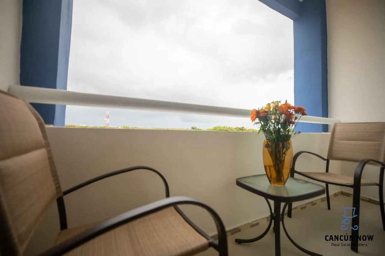 Liverte Luxury Condos Cancún Apartment