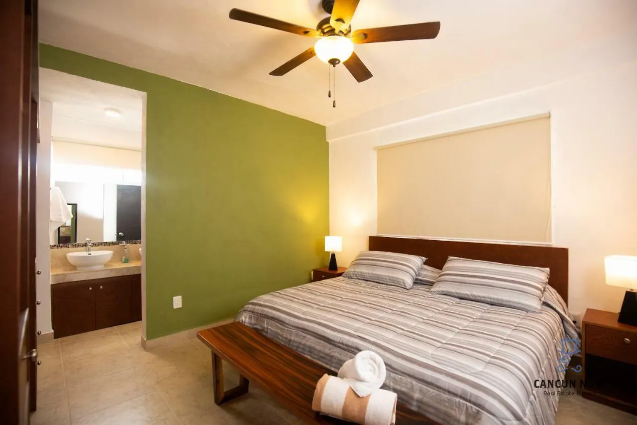 Liverte Luxury Condos Cancún 0*,